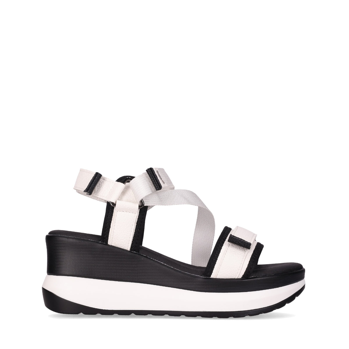 Sandalias Tejido de Mujer Chika10 Cuña baja – CHIKA10